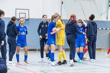 Bild 108 - C-Juniorinnen Loewinnen Cup